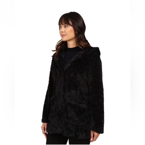 Kenneth Cole Black Warm Winter Faux Fur Jacket in Size Medium - Picture 4 of 13